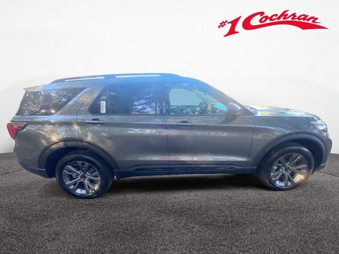 New 2026 Ford Explorer Active w/ Active Comfort Package image 8