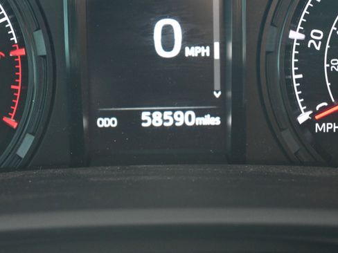 Used 2020 Toyota 4Runner SR5 image 16