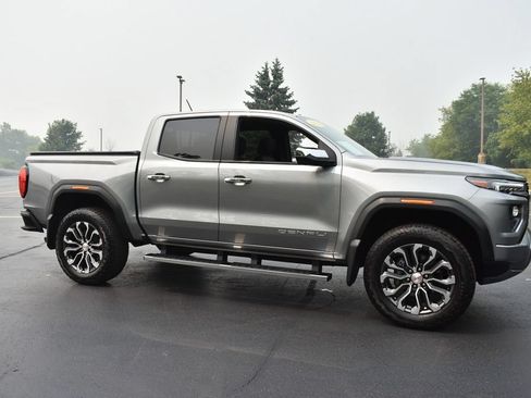 Used 2024 GMC Canyon Denali AWD/4WD image 5