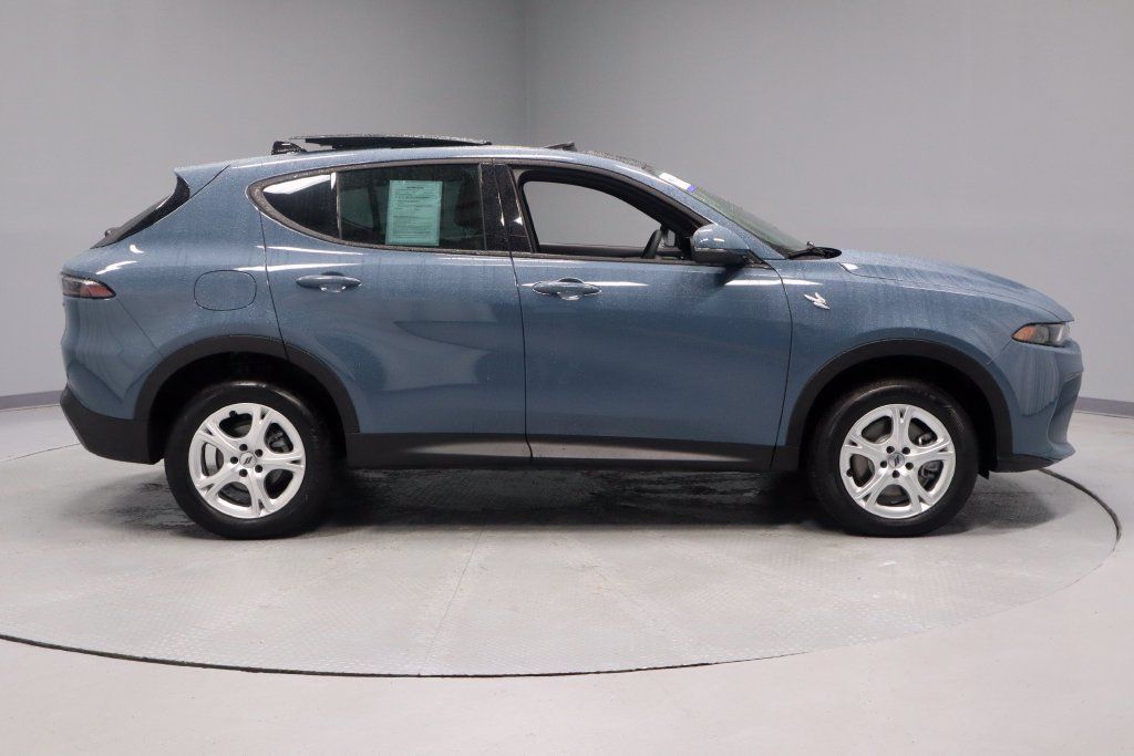 Used 2024 Dodge Hornet GT AWD/4WD image 13