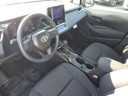 Used 2025 Toyota Corolla LE image 20