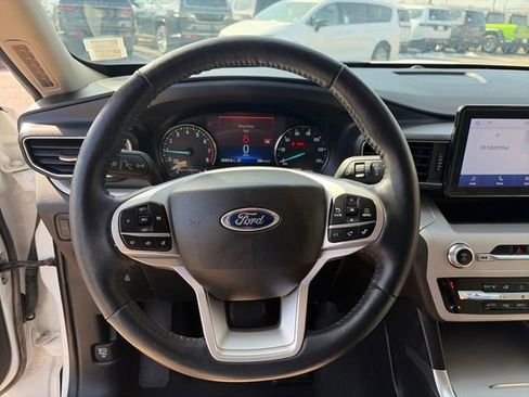 Used 2023 Ford Explorer XLT w/ Equipment Group 202A image 37