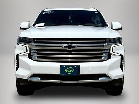 Used 2024 Chevrolet Suburban High Country AWD/4WD image 2