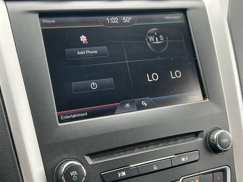 Used 2016 Ford Fusion SE FWD image 21