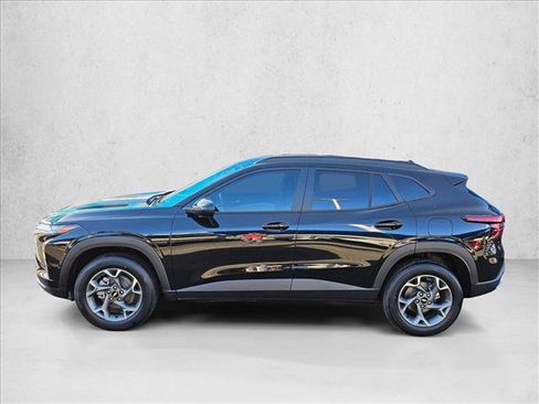 New 2026 Chevrolet Trax LT w/ LT Convenience Package image 5