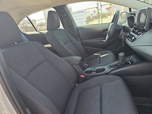 Used 2023 Toyota Corolla LE FWD image 10