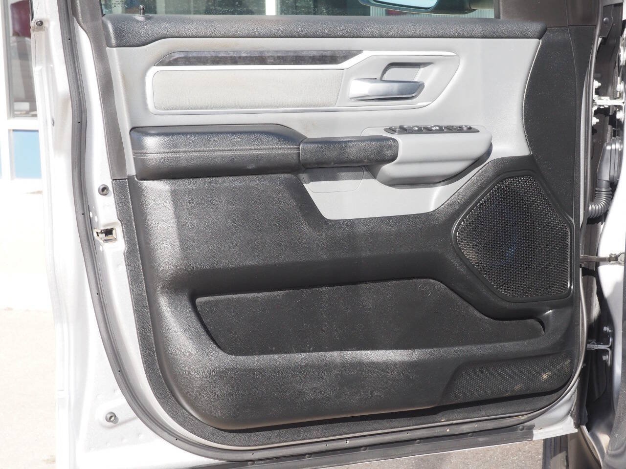 Used 2020 RAM 1500 Big Horn AWD/4WD image 10
