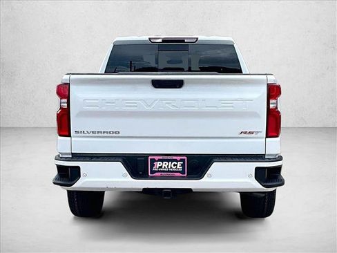 Used 2024 Chevrolet Silverado 1500 RST w/ Convenience Package II AWD/4WD image 4