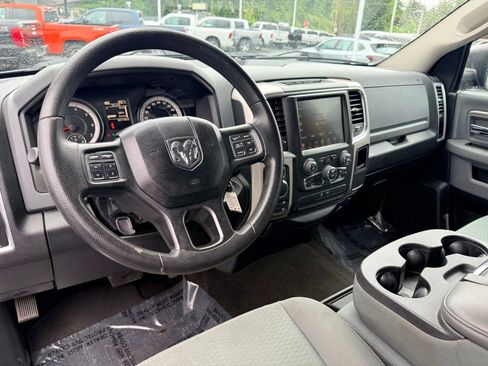 Used 2017 RAM 1500 Classic SLT AWD/4WD image 20