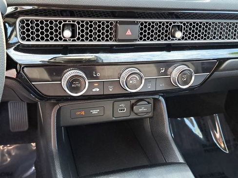 Certified 2023 Honda Civic LX image 29