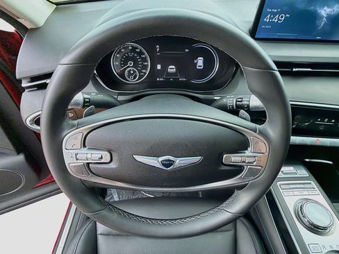 Used 2025 Genesis GV70 2.5T AWD/4WD image 38