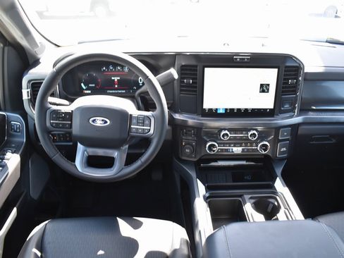 Used 2025 Ford F350 Lariat image 20