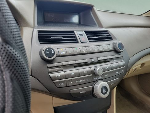 Used 2009 Honda Accord LX-P image 17
