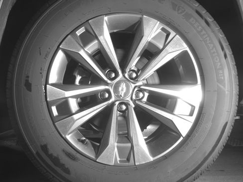 Used 2025 Chevrolet Equinox LT image 14