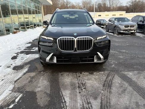 New 2026 BMW X7 xDrive40i w/ Premium Package image 10