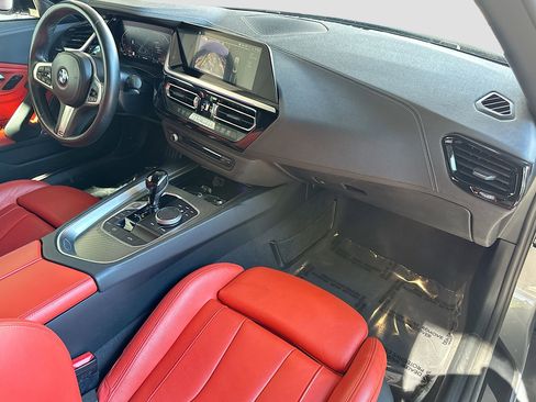 Certified 2023 BMW Z4 sDrive30i w/ Shadowloine Package image 26