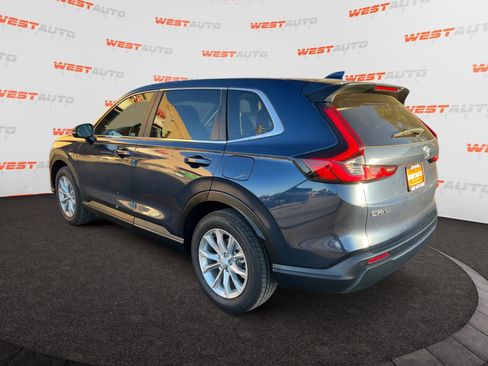 Used 2024 Honda CR-V EX-L image 3