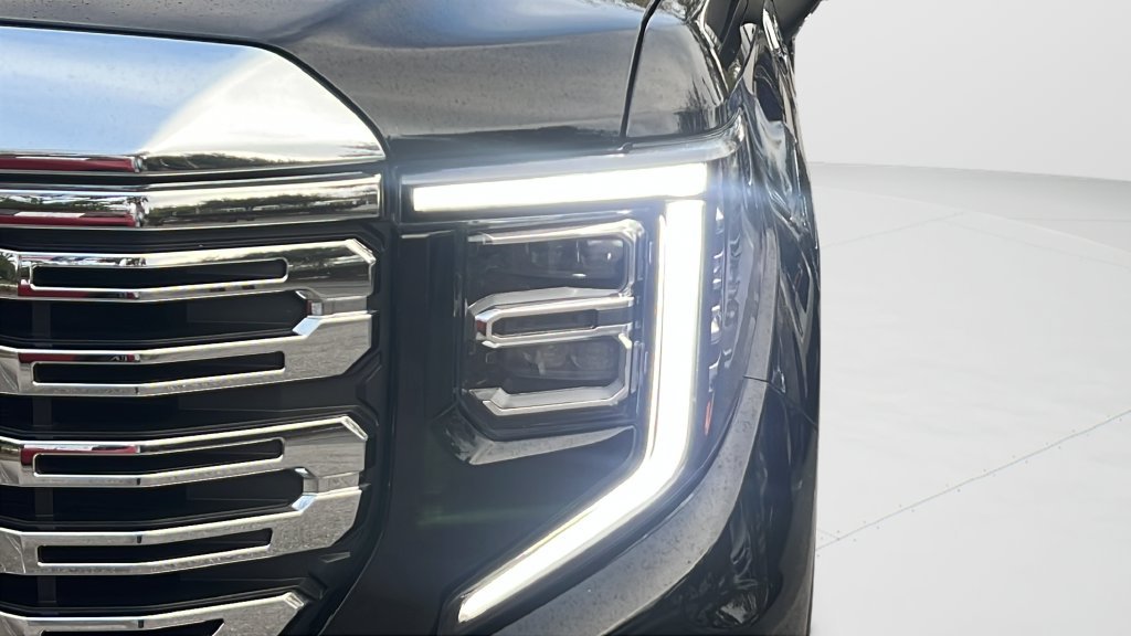 Used 2025 GMC Sierra 1500 Denali w/ Denali Reserve Package AWD/4WD image 27