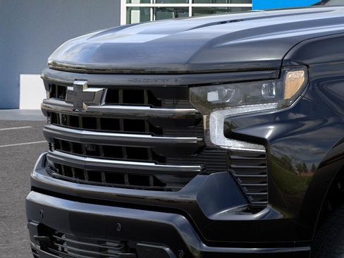 New 2026 Chevrolet Silverado 1500 High Country w/ Midnight Edition AWD/4WD image 13