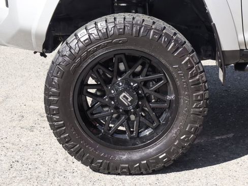 Used 2022 Toyota 4Runner TRD Off-Road Premium w/ Moonroof Package image 50