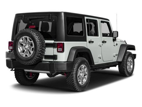 Used 2017 Jeep Wrangler Unlimited Rubicon w/ Connectivity Group AWD/4WD image 5