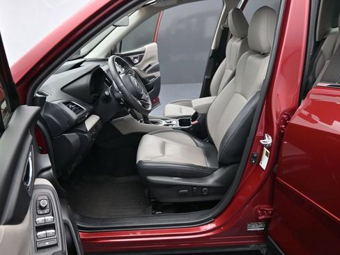 Used 2023 Subaru Forester Limited w/ Popular Package #2 AWD/4WD image 17