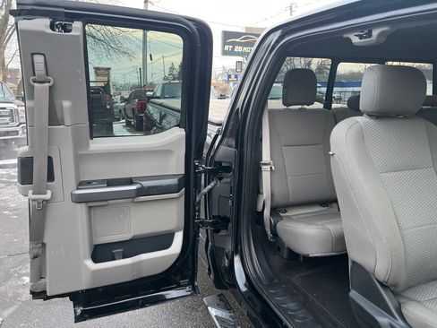 Used 2018 Ford F150 XLT w/ Equipment Group 302A Luxury image 13