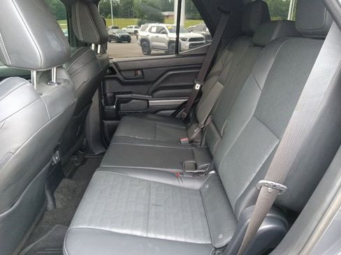 Used 2025 Toyota 4Runner TRD Off-Road Premium AWD/4WD image 27