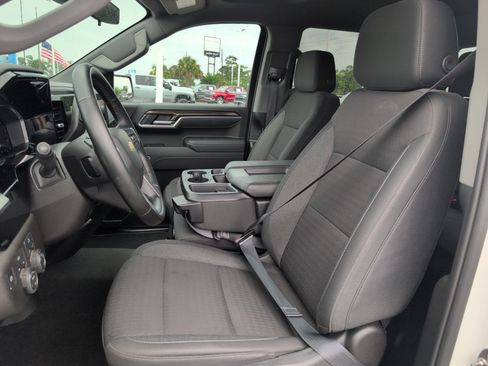 Used 2026 Chevrolet Silverado 1500 LT AWD/4WD image 13