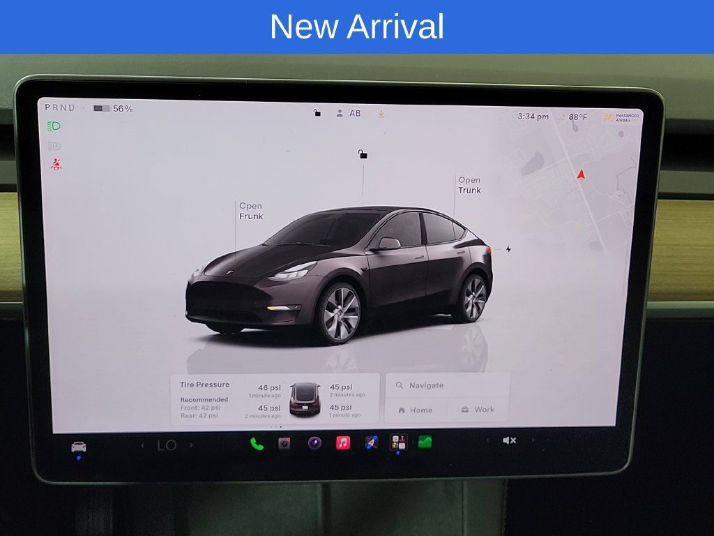 Used 2024 Tesla Model Y 2WD image 16