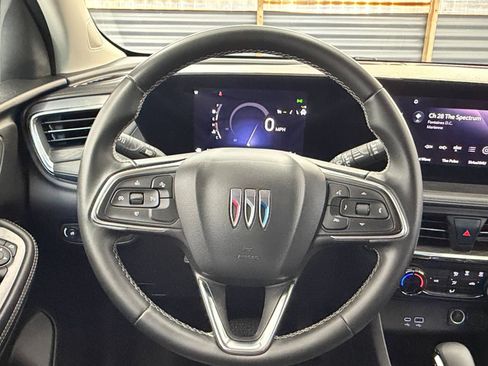 Used 2025 Buick Encore GX Preferred AWD/4WD image 26