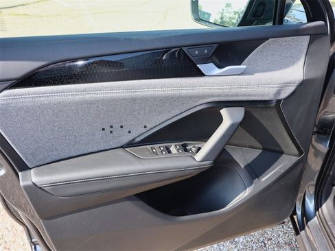 New 2025 Volkswagen Tiguan S image 13