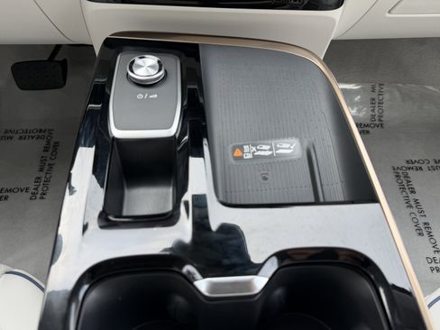 New 2026 Buick Enclave Avenir w/ Super Cruise Package image 28