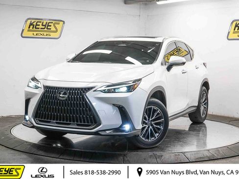 Used 2025 Lexus NX 250 FWD image 1