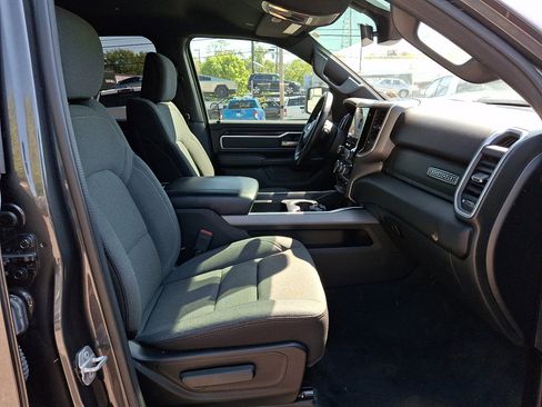 Used 2022 RAM 1500 Big Horn AWD/4WD image 10