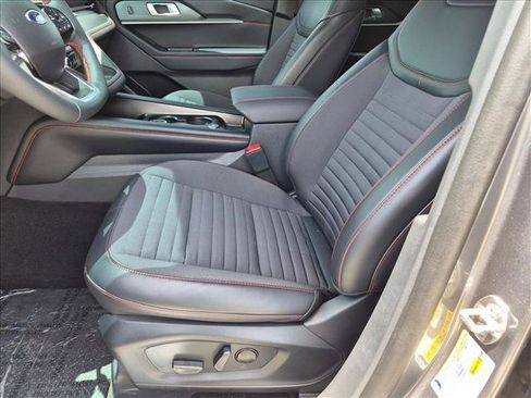 Used 2026 Ford Explorer ST-Line RWD image 15