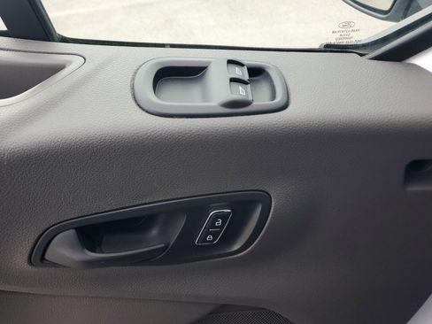 Used 2024 Ford Transit 350 XLT image 27