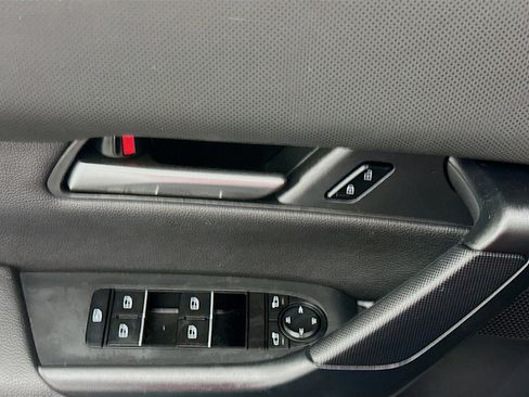 Used 2025 MAZDA CX-50 AWD 2.5 S w/ Preferred Package image 15