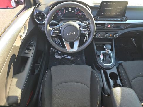 Used 2023 Kia Forte LXS w/ LXS Technology Package image 22
