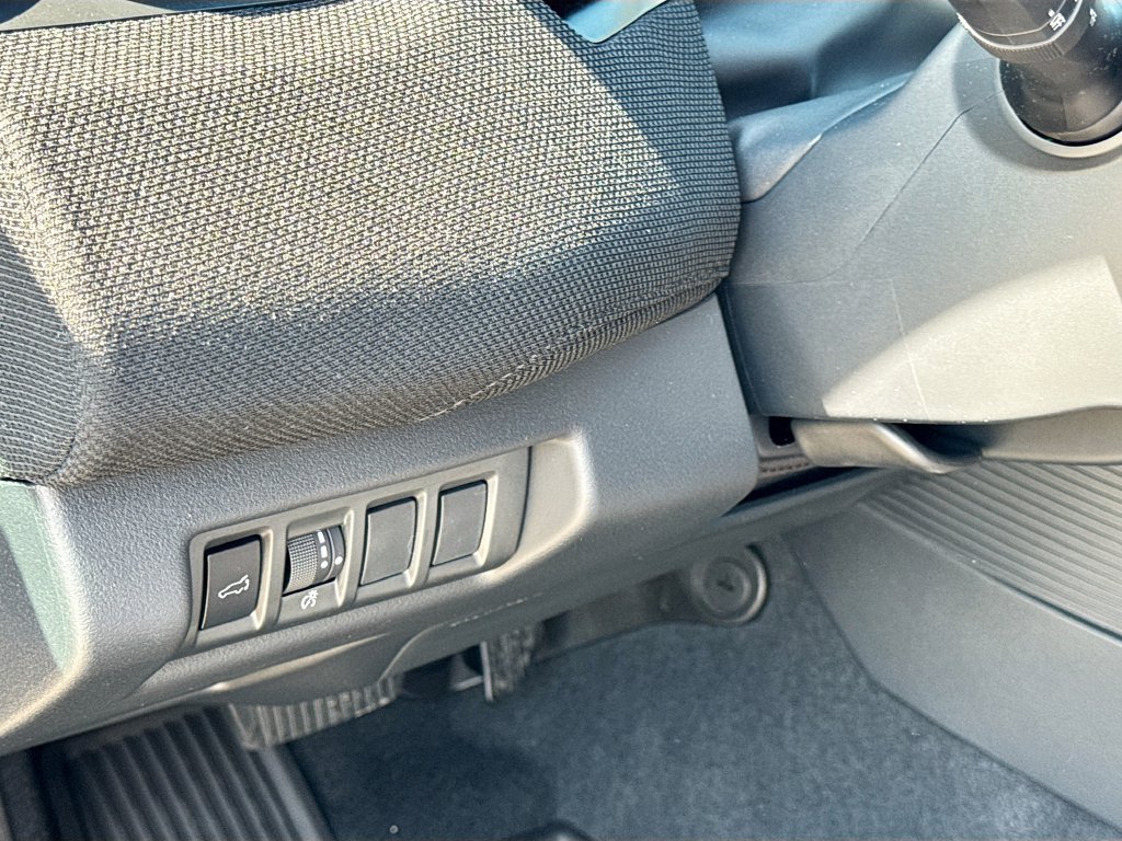 New 2026 Subaru Outback Limited AWD/4WD image 11