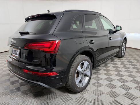 Certified 2025 Audi Q5 Premium w/ Convenience Plus Package AWD/4WD image 9