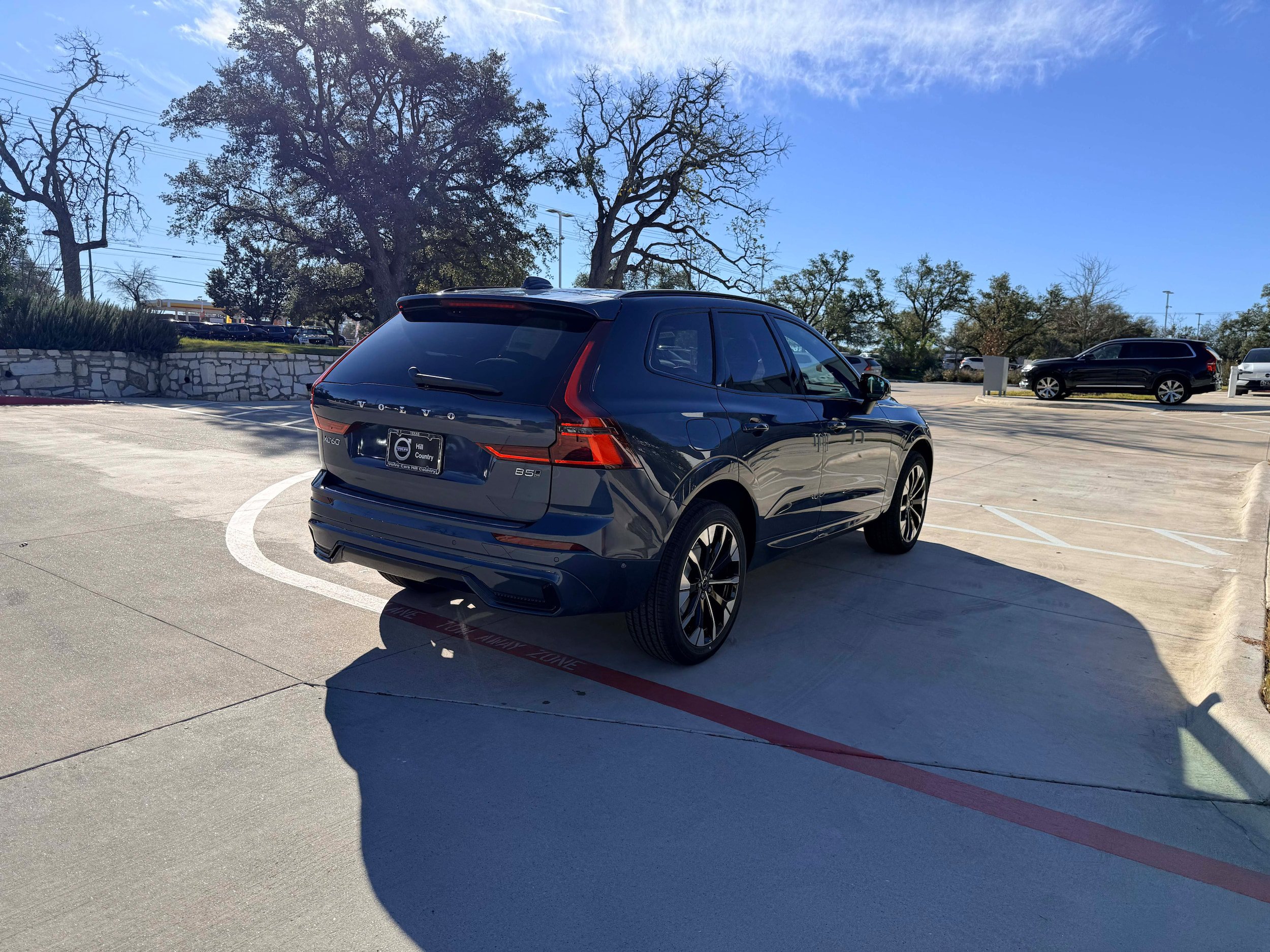 Used 2026 Volvo XC60 B5 Plus w/ Protection Package Premier AWD/4WD image 6