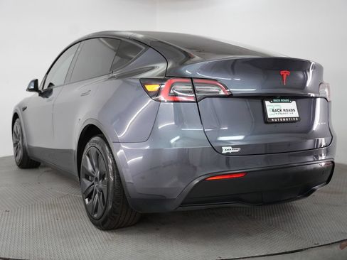 Used 2021 Tesla Model Y Long Range AWD/4WD image 7