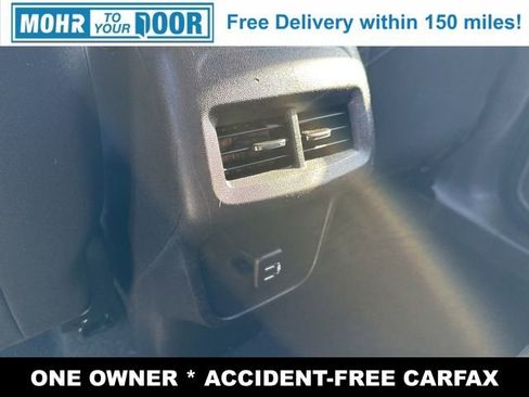 Used 2020 Chevrolet Equinox LT image 32