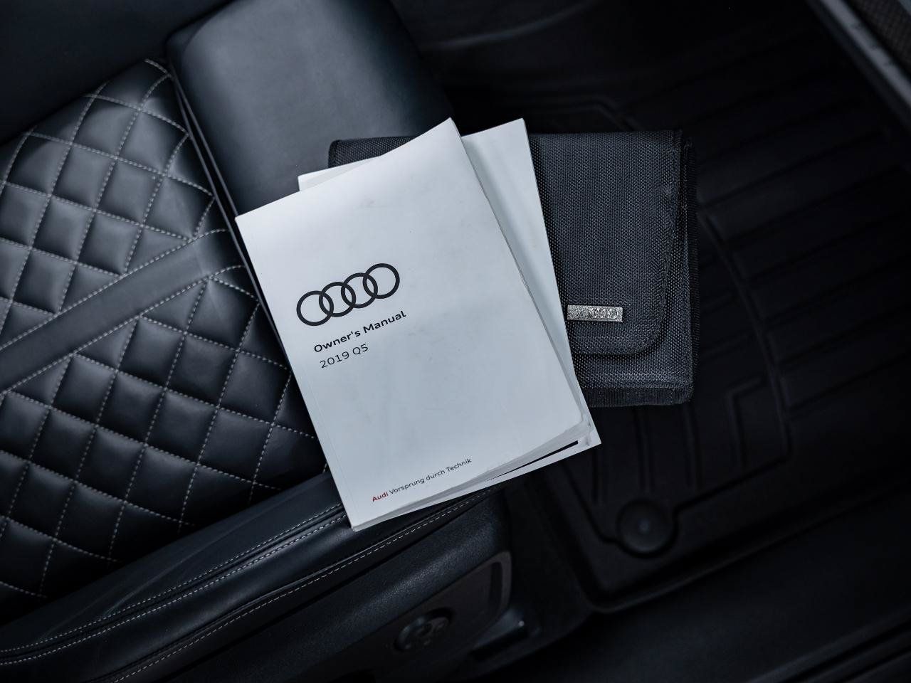 Used 2019 Audi SQ5 Premium Plus w/ Premium Plus Package AWD/4WD image 18