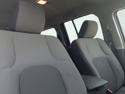 Used 2012 Nissan Xterra X AWD/4WD image 11