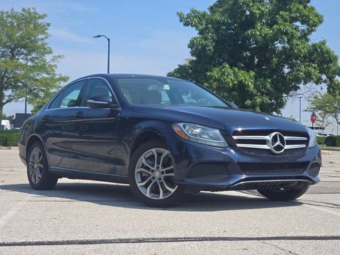 Used 2015 Mercedes-Benz C 300 4MATIC Sedan image 2