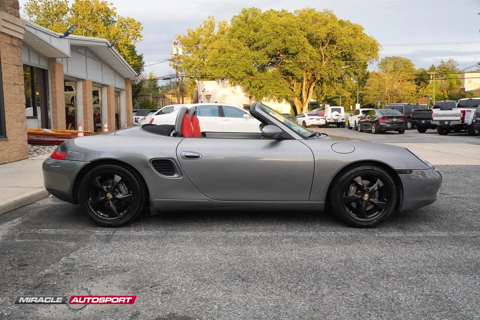 Used 2001 Porsche Boxster RWD image 8