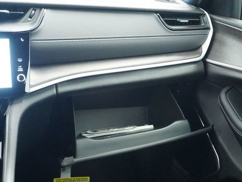 New 2026 Jeep Grand Cherokee Limited AWD/4WD image 26