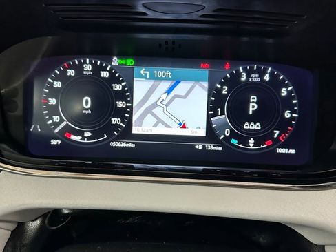 Used 2021 Land Rover Range Rover Evoque R-Dynamic S AWD/4WD image 18